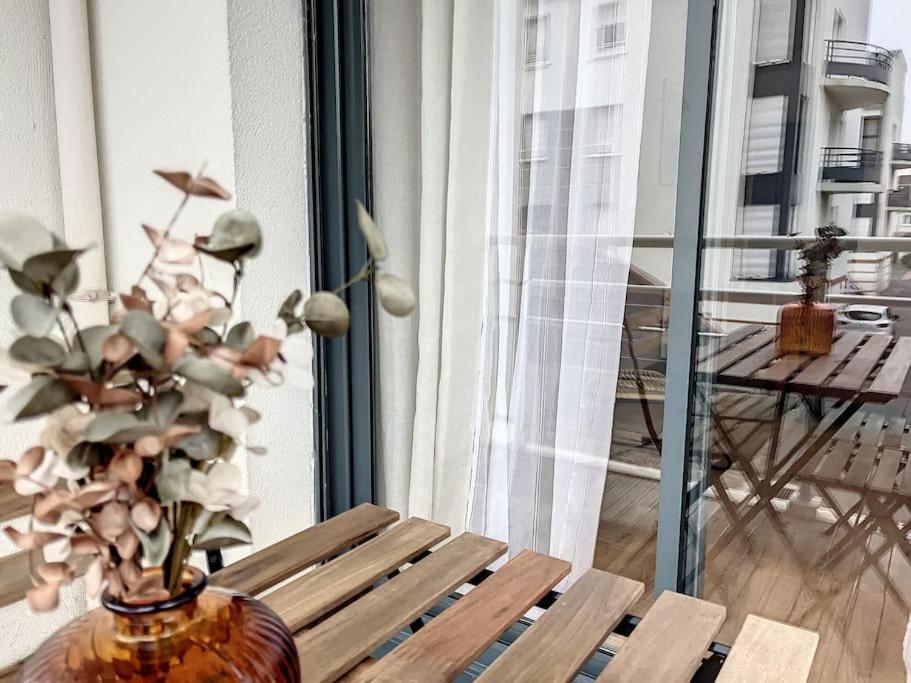 Le Julia - Neuf - Gare Et Garage Apartment Compiegne Bagian luar foto